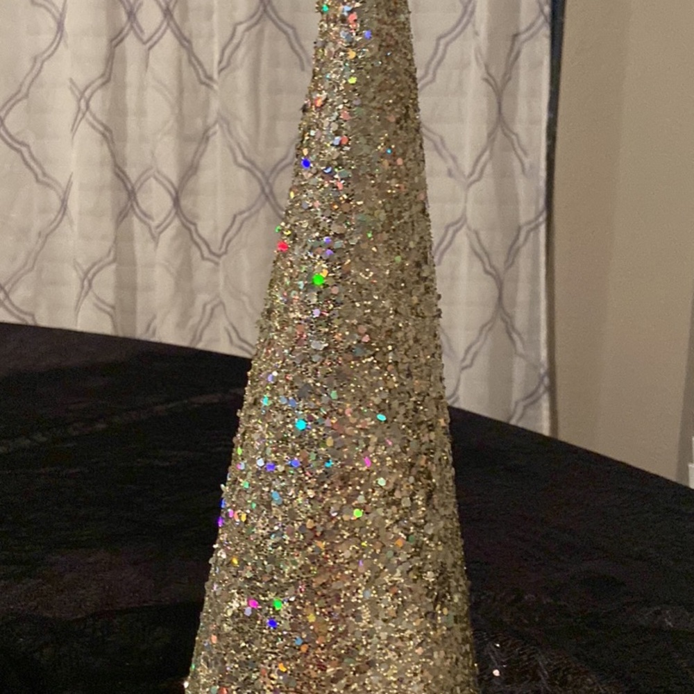 Christmas tree cone